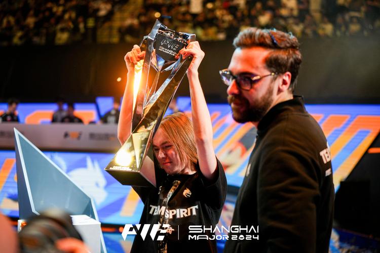 JDG败者群访 主教练战马：夏天成绩比春天还糟糕，我做的不够好