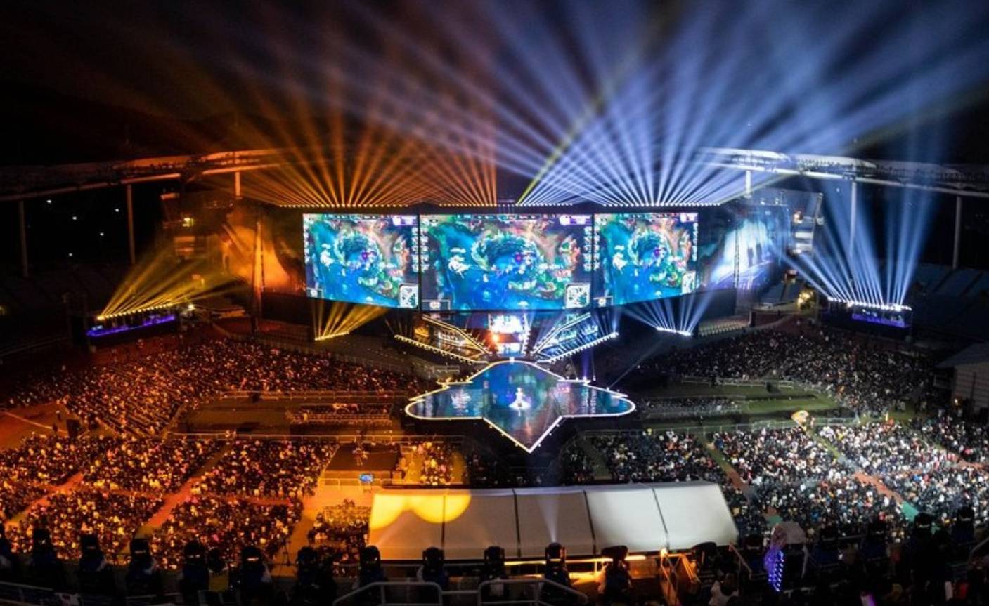 T1 Keria：非常抱歉让粉丝们失望，季后赛我会尽力笑着收尾